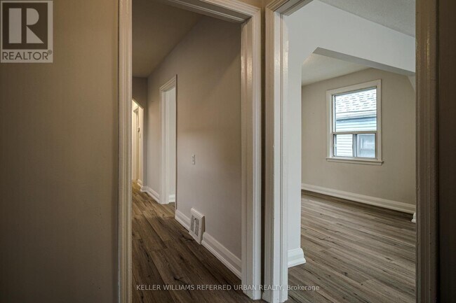 Photo du bâtiment - 99 Hay Ave