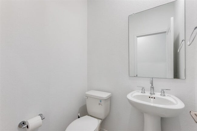 Foto del edificio - 13917 Gilwell Dr