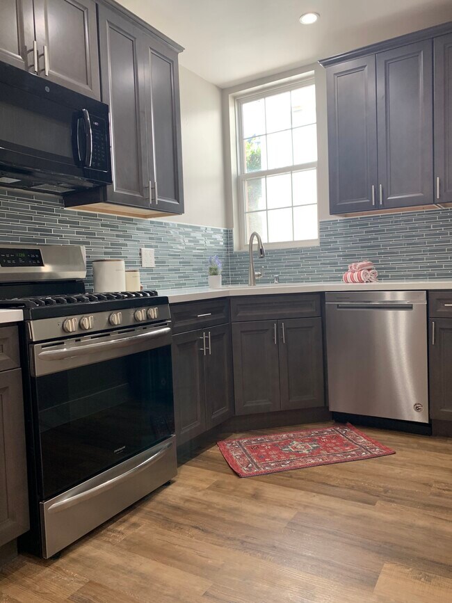 Foto del edificio - 4236 Cleveland Ave