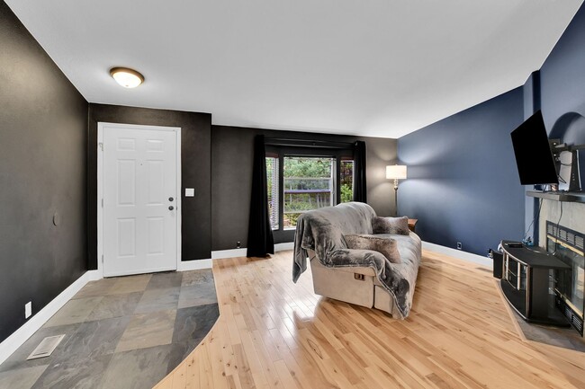 Building Photo - 2773 Coyote Cir