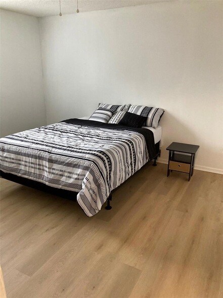 Foto del edificio - 6132 SW 39th Street Unit R