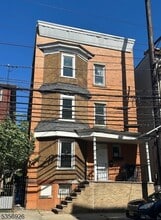 Building Photo - 35 Norfolk St