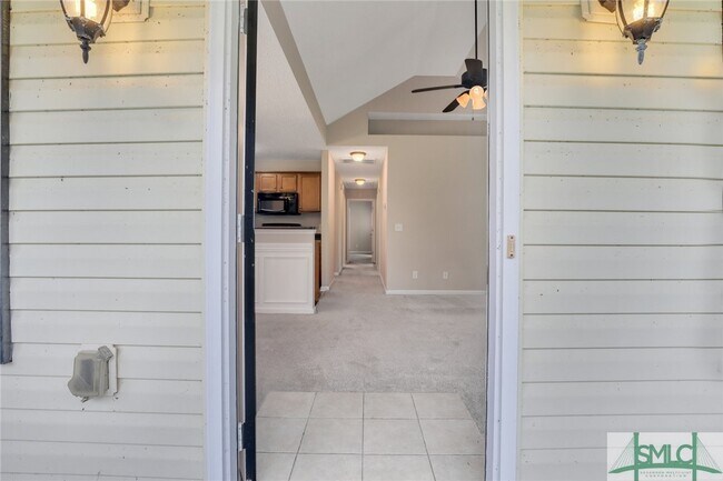 Building Photo - 280 Abbey Dr