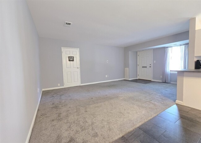 Building Photo - 23 Kiowa Ct