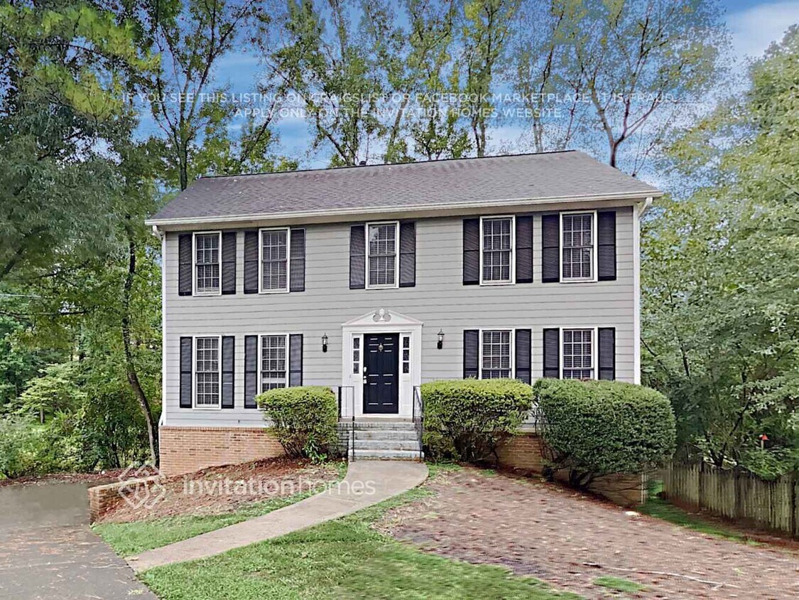 Primary Photo - 611 Willow Ridge Dr NE