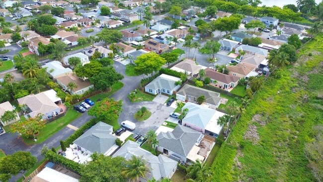 Foto del edificio - 9802 SW 222nd Terrace