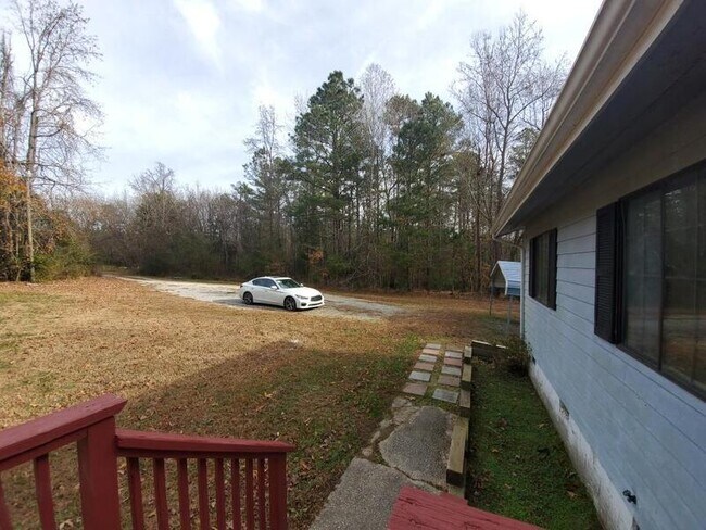 Building Photo - 6414 Tradewinds Dr