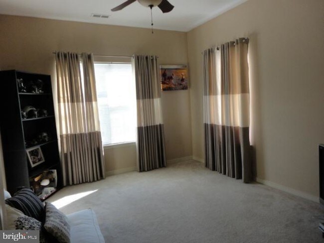 Building Photo - 801 Latchmere Ct