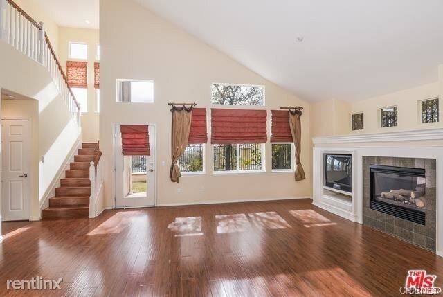 Building Photo - 3 br, 3 bath House - 19920 Oakville Ct