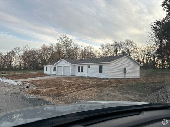 Building Photo - 11454 McFarland Ln