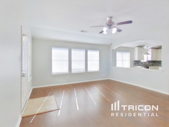 Building Photo - 10818 Harston Dr