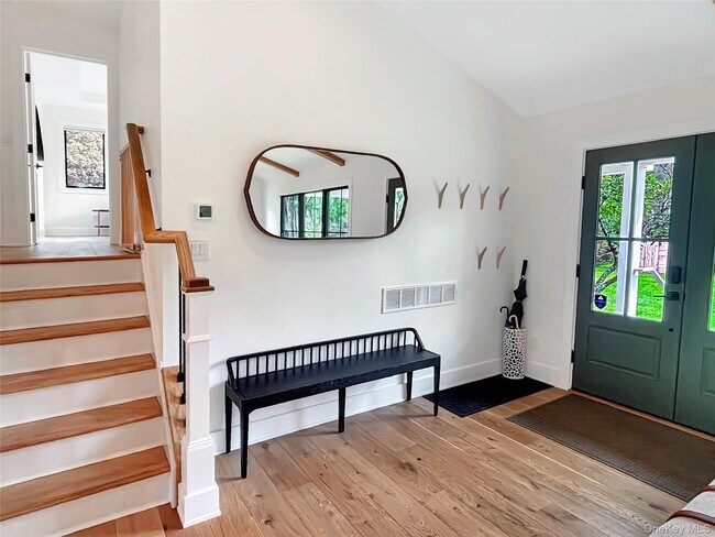 Foto del edificio - 441 Oak Summit Rd