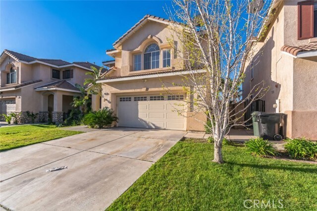 Foto principal - 16687 Baywood Ln