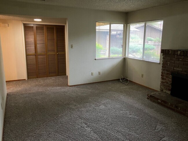 Foto del edificio - 2813 Thornton Ct