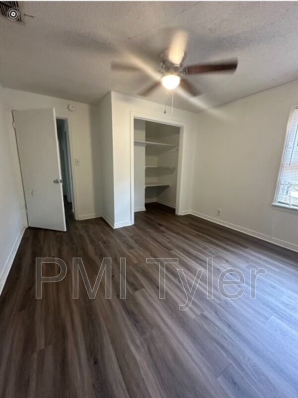 Building Photo - 20246 County Rd 2138