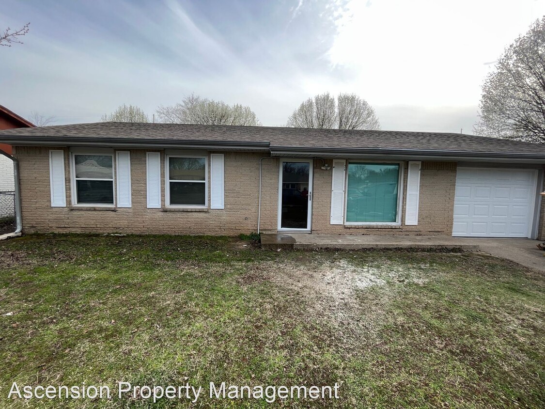 Primary Photo - 3 br, 1.5 bath House - 1910 E 61st Pl N