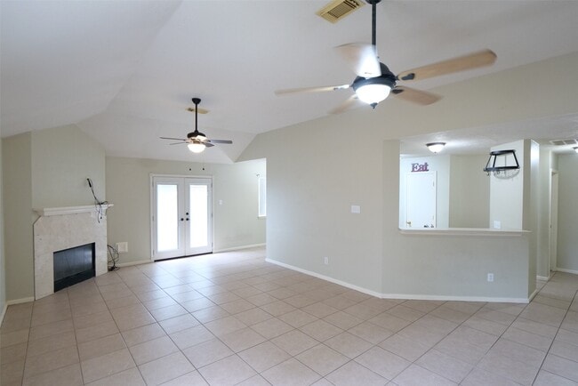 Building Photo - 23135 N Waterlake Dr