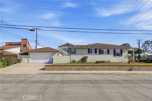 Building Photo - 22939 Ocean Ave