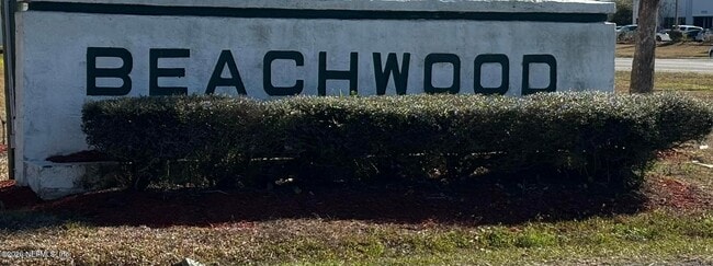 Building Photo - 11749 Surfwood Ave