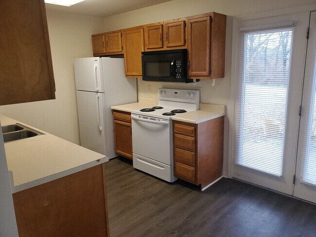 Foto del edificio - 4818 Prairie Cir