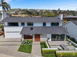 Building Photo - 8471 El Paseo Grande
