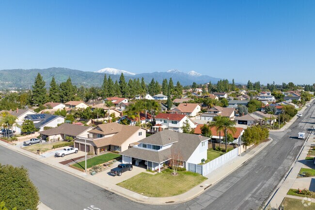 Charter Oak does not lack it's beautiful landscape through out the area.