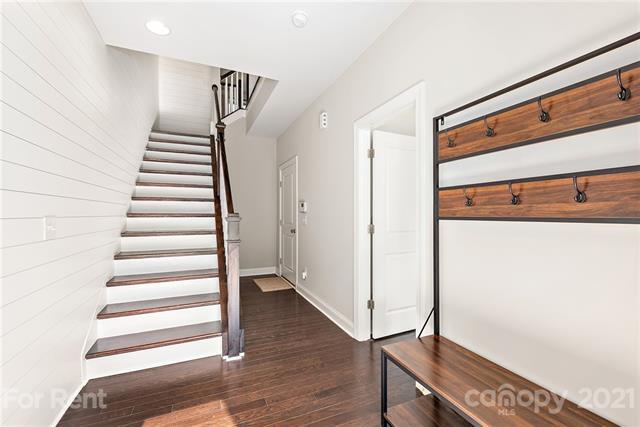 Foto del edificio - 1208 Madison Towns Ln