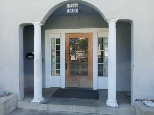 Building Photo - 12146 Foster Rd