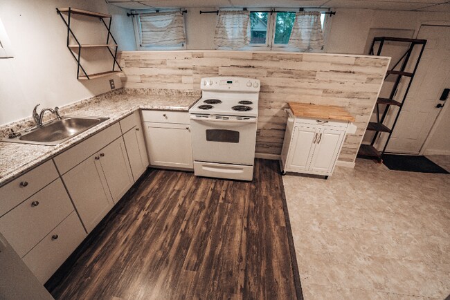 Foto del edificio - 421 Breckenridge St