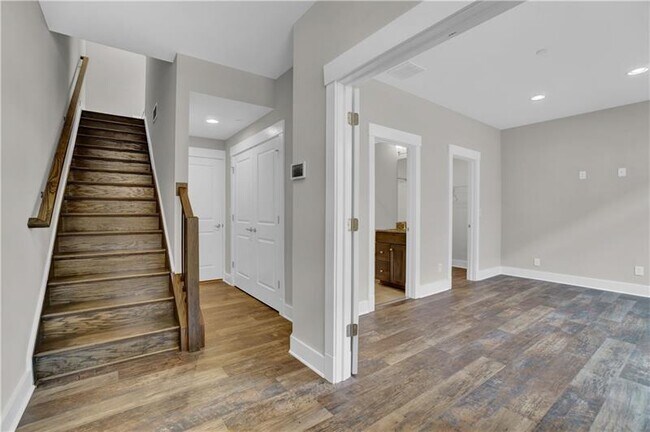 Foto del edificio - 1628 Waterfront Pl
