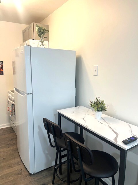 Building Photo - West Grant St Apartments