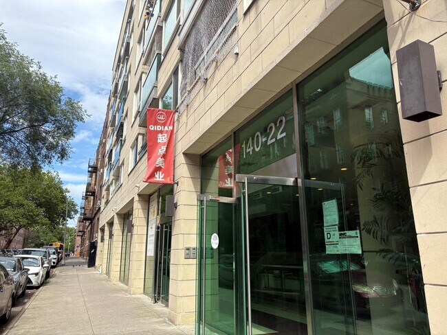 Foto del edificio - 140-22 Beech Ave