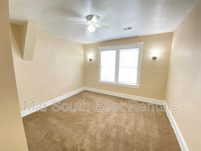 Foto del edificio - 751 E Gage Ave