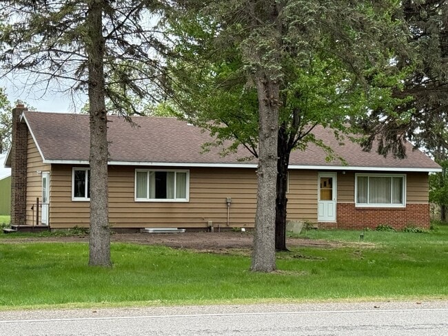 Foto del edificio - 42057 County Road 1