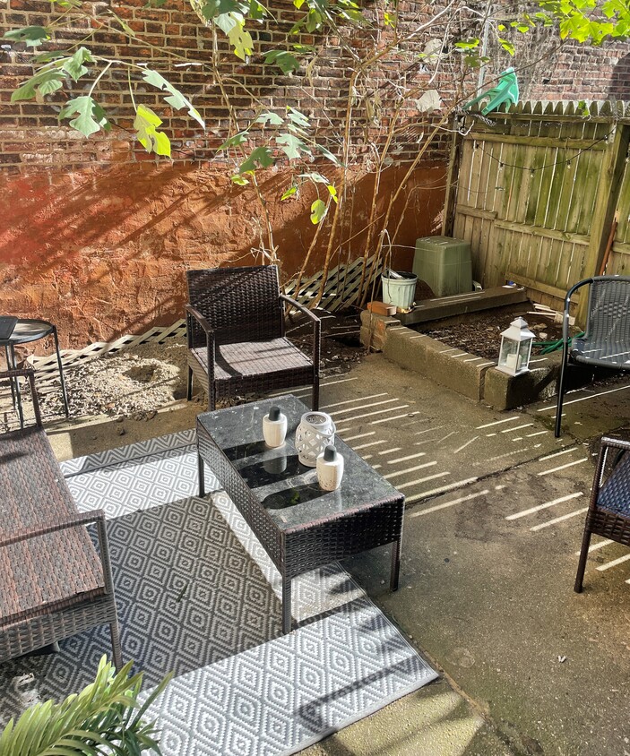 Private Patio - 1145 S 11th St