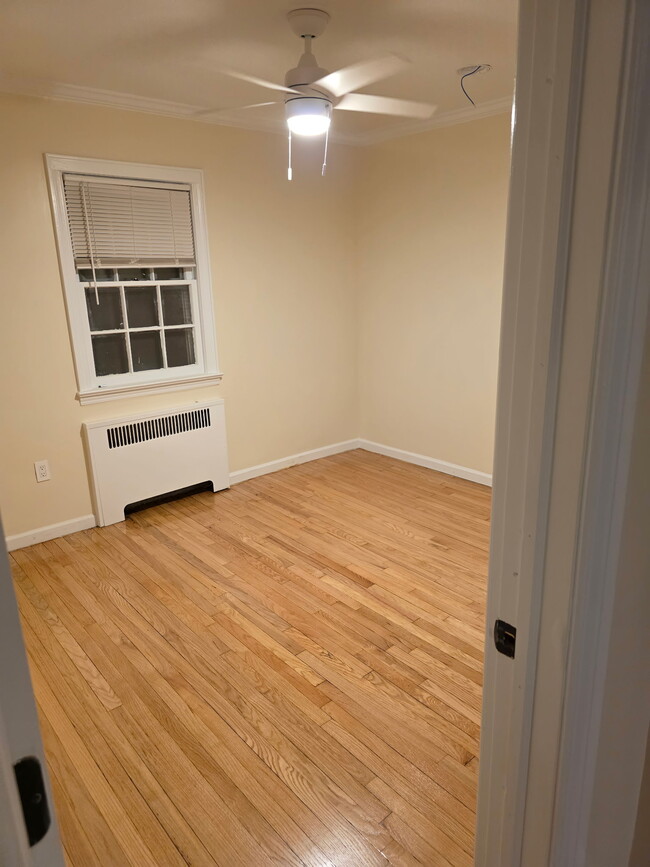 Foto del edificio - 109 Beverly Rd