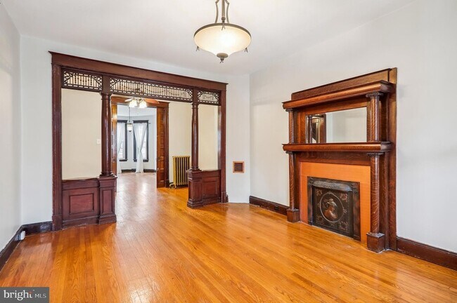 Foto del edificio - 1216 E Street NE Unit