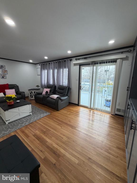 Foto del edificio - 15309 Alan Dr