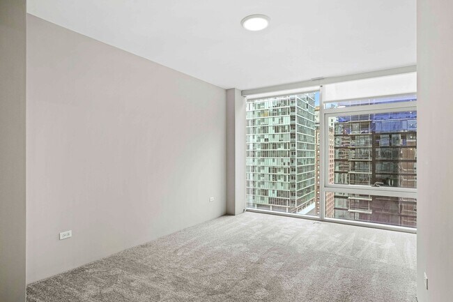 Foto del edificio - 210 E Illinois St