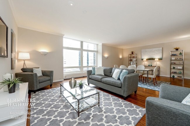 Foto del edificio - 680 N Lake Shore