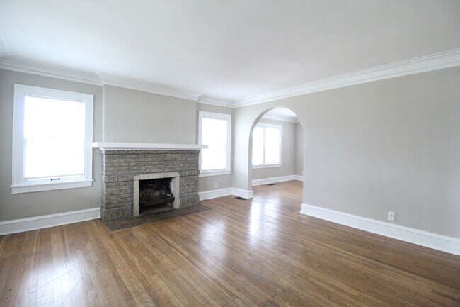 Foto del edificio - 2 Bedroom 1 Bath Home In Brookside