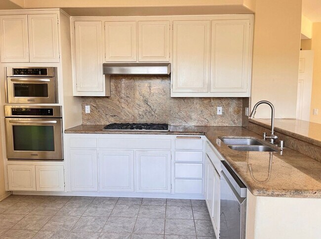 Foto del edificio - 8914 Rotherham Ave