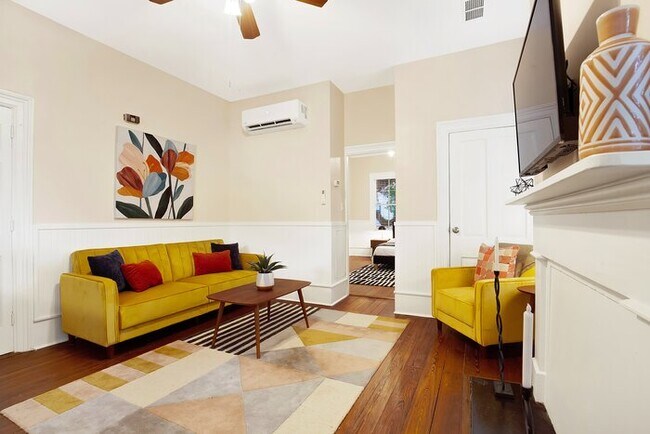 Building Photo - West Park Suites Unit C