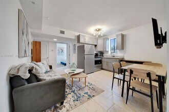 Building Photo - 2162 SW 14th Terrace