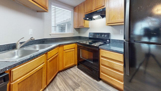 Interior Photo - Regatta Shores