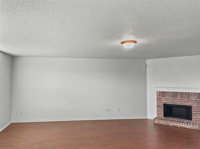 Building Photo - 8431 Redheart St