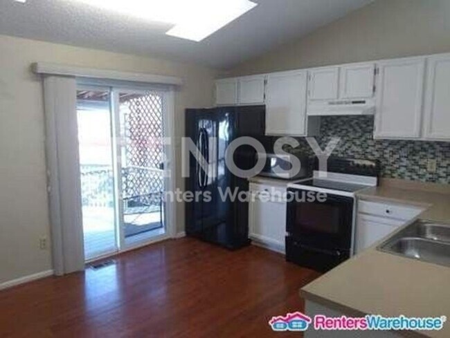 Foto del edificio - 11470 Jay St