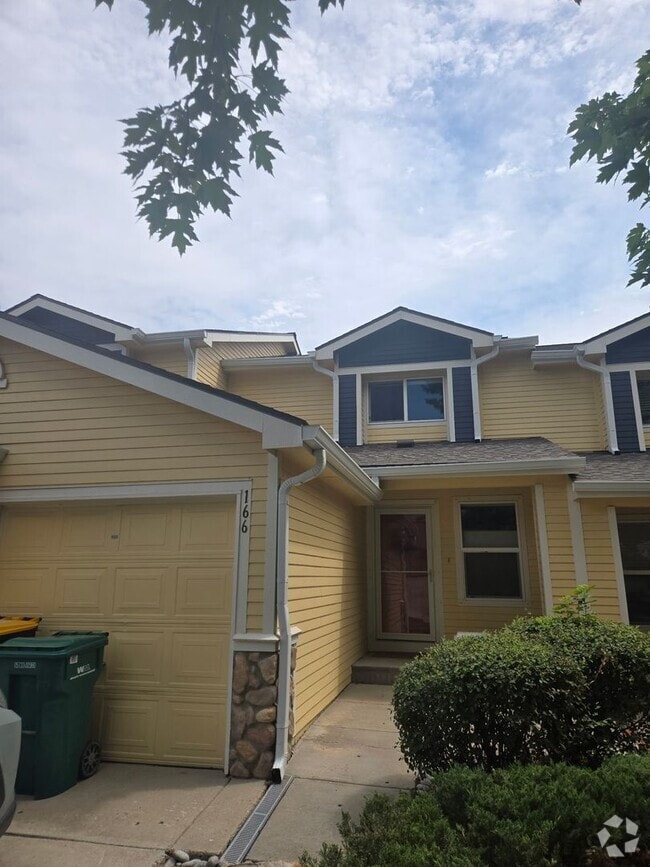 Building Photo - 166 Montgomery Dr