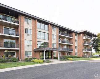 Building Photo - 2234 S Goebbert Rd