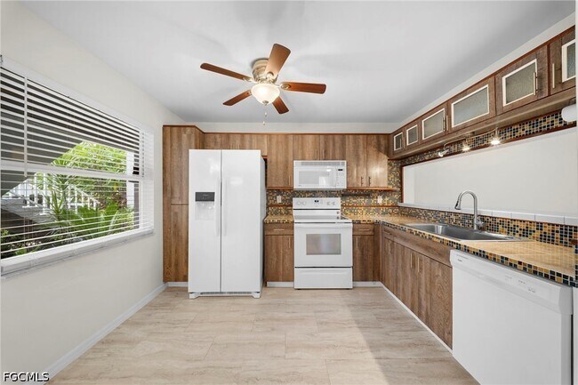 Foto del edificio - 14503 Lakewood Trace Ct